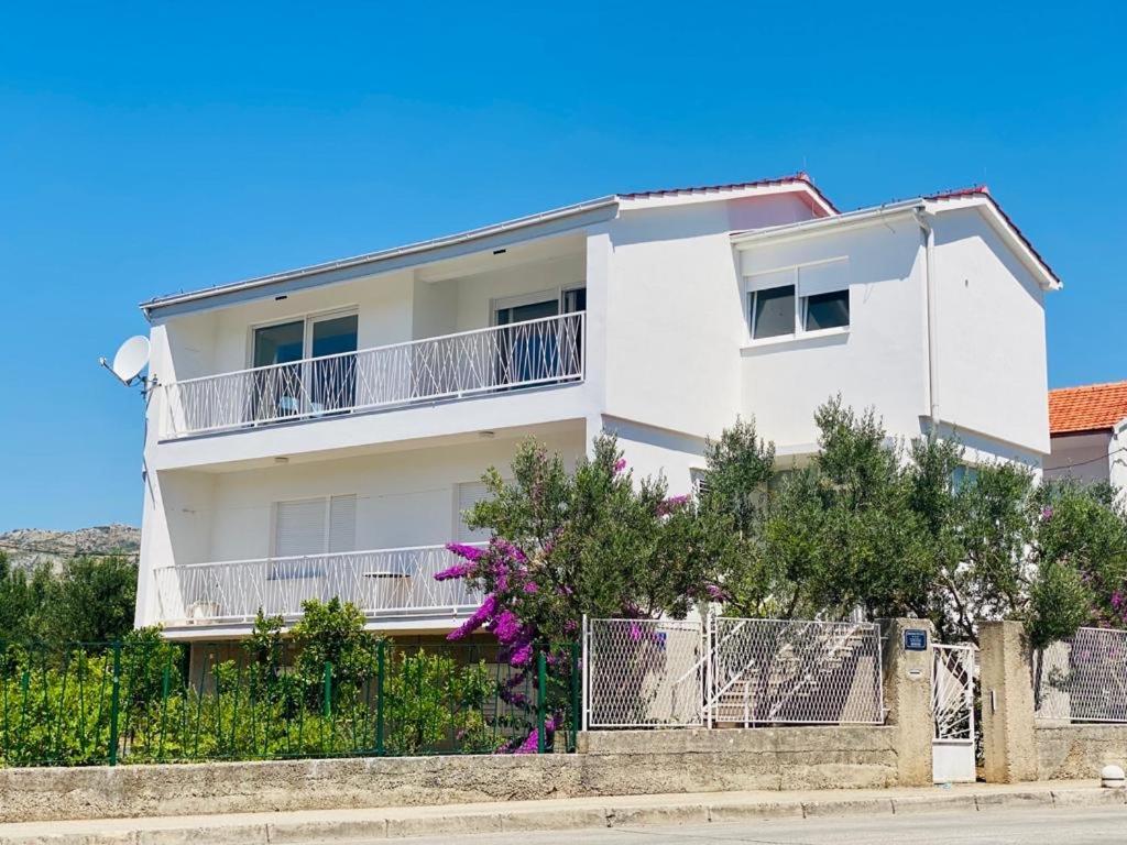 Apartment Paulina Trogir Buitenkant foto