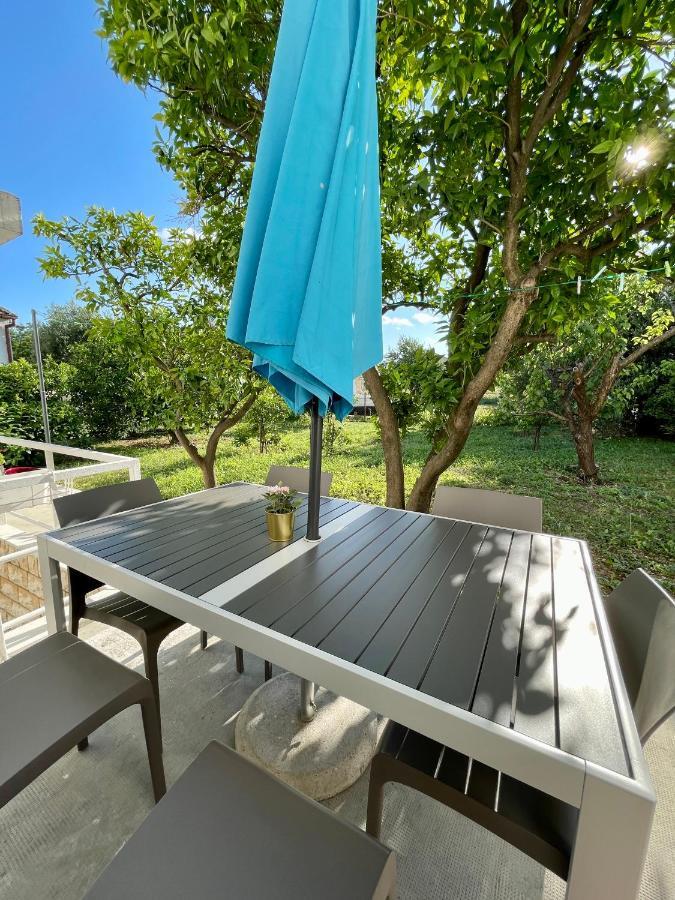 Apartment Paulina Trogir Buitenkant foto