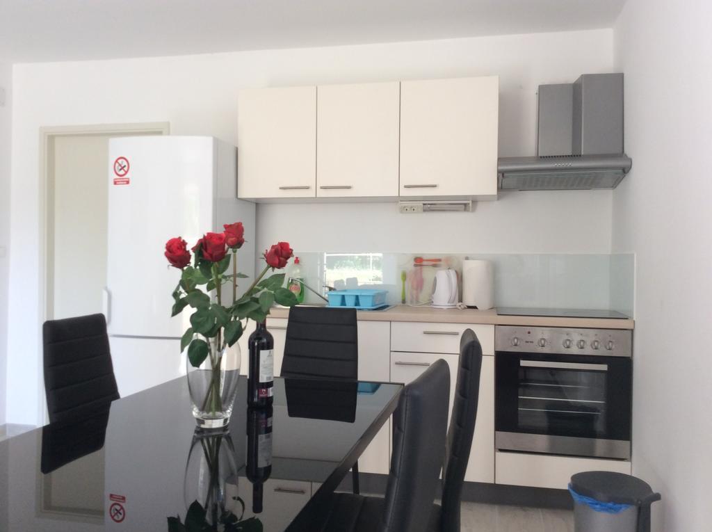 Apartment Paulina Trogir Buitenkant foto